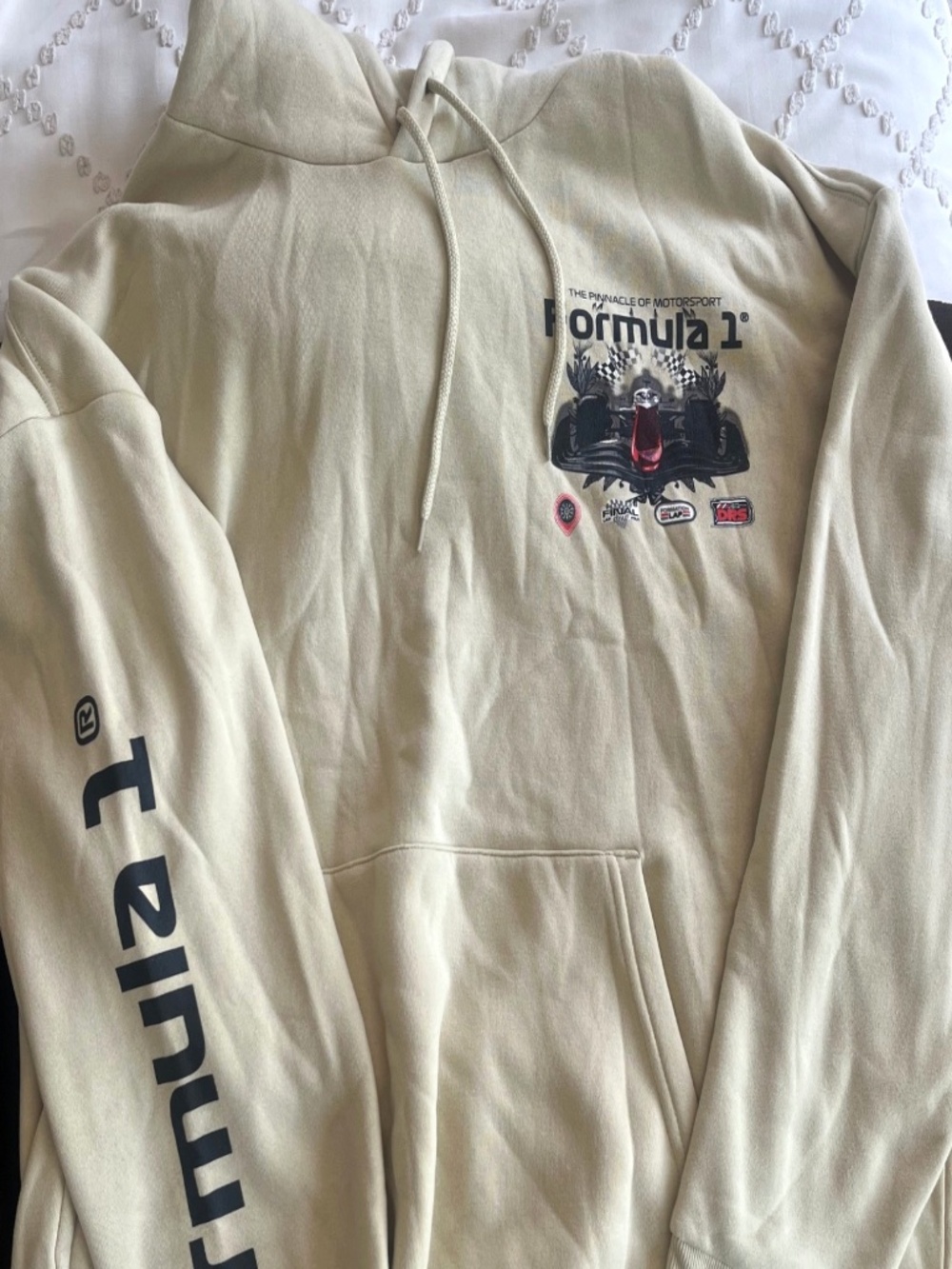Formula 1 Official Licensed Hoodie XXL Cream Racing Graphic NWT
